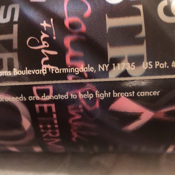 NWOT Sports Tissues LLC 3D Breast Cancer Awareness Plastic Tumblers.  Set of 4. - Picture 10 of 10